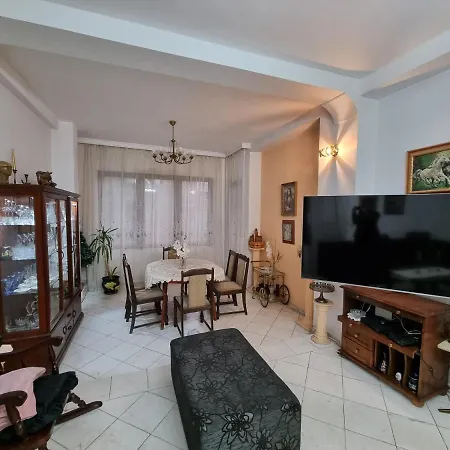 Tsar Simeon, 2 Bedroom, Living And Fireplace Sofía